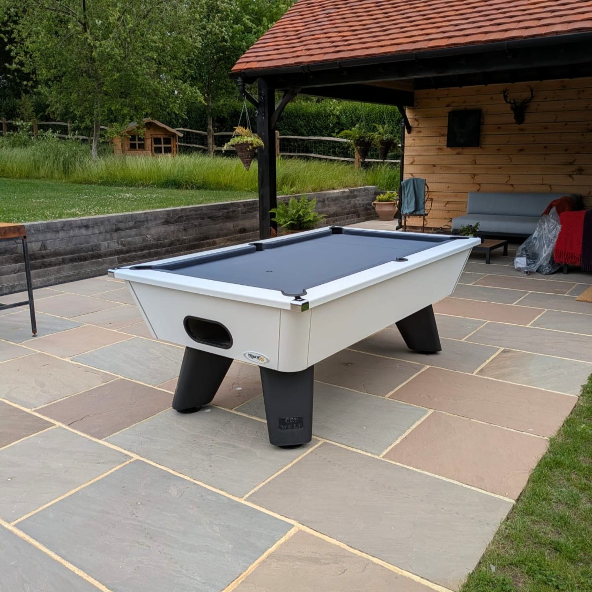 Cry Wolf Outdoor Slate Bed Pool Table - White - ft & ft - ft