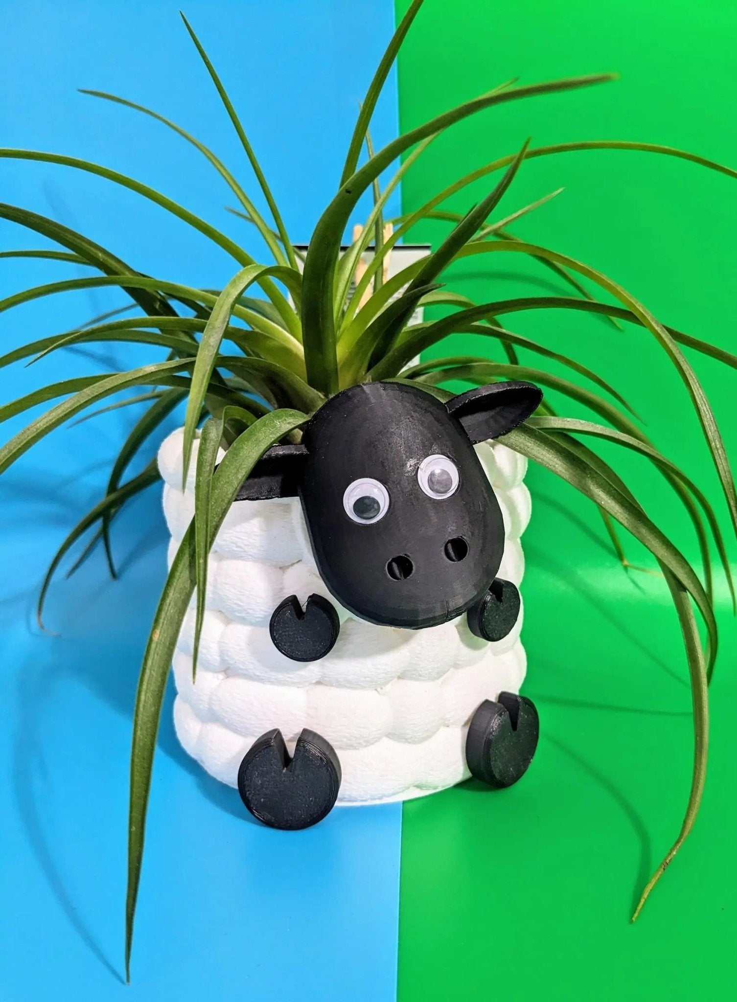 Adorable D Printed Sheep Planter -l Plant Pot for Succulents & Small Plants