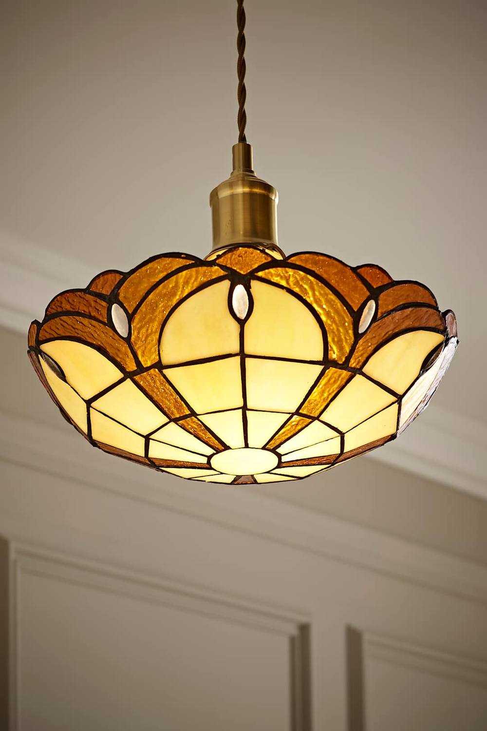 Valuelights Tiffany Amber Gold Stained Glass Ceiling Pendant Light Lamp Shade