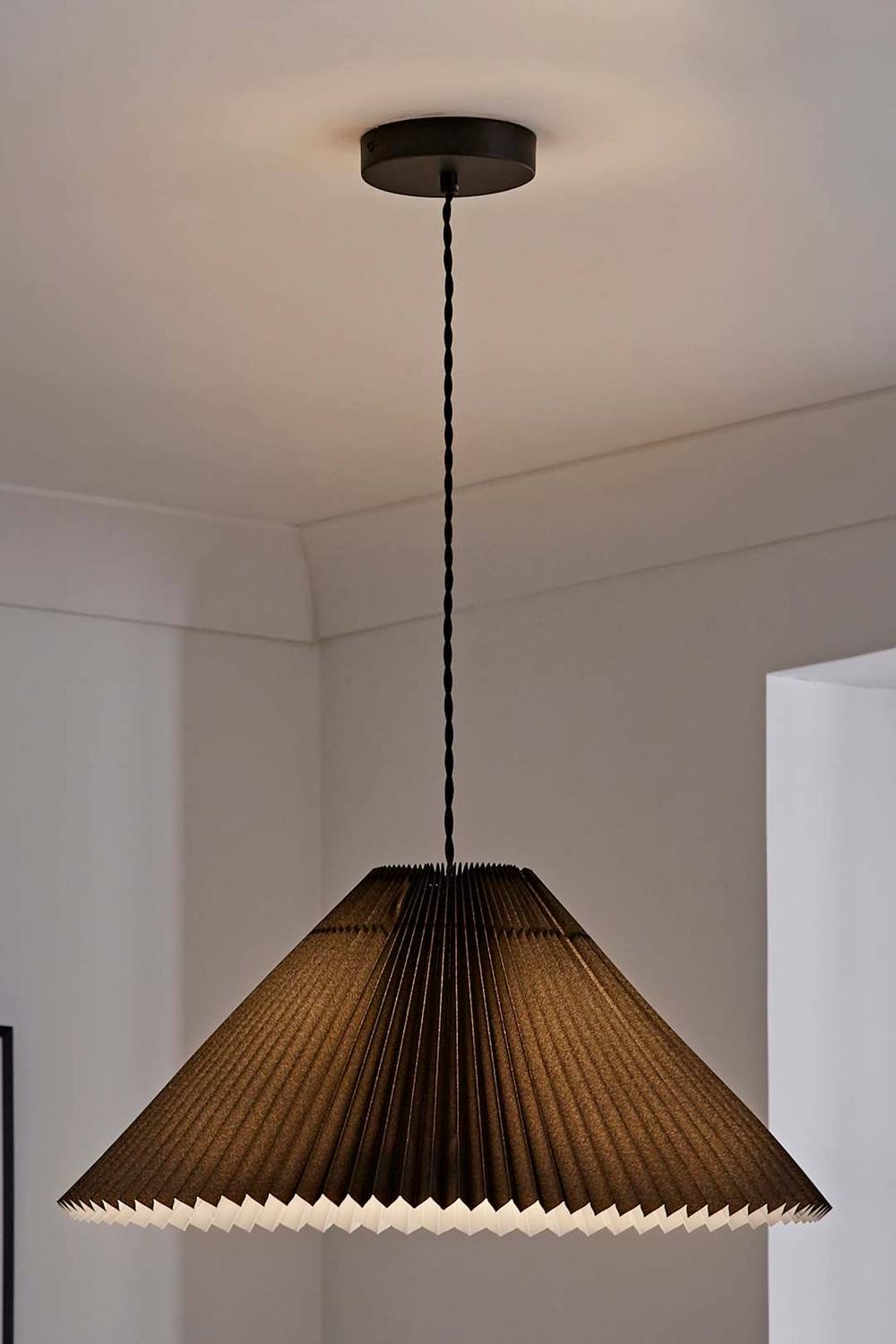 Valuelights Akira Pleated Single Drop Ceiling Pendant Light In Black