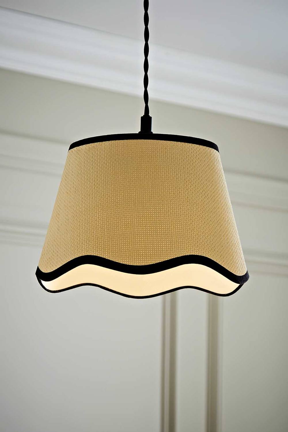 Valuelights Dutton Natural Fabric Scallop Edge Ceiling Floor Table Small Lamp Shade In Black