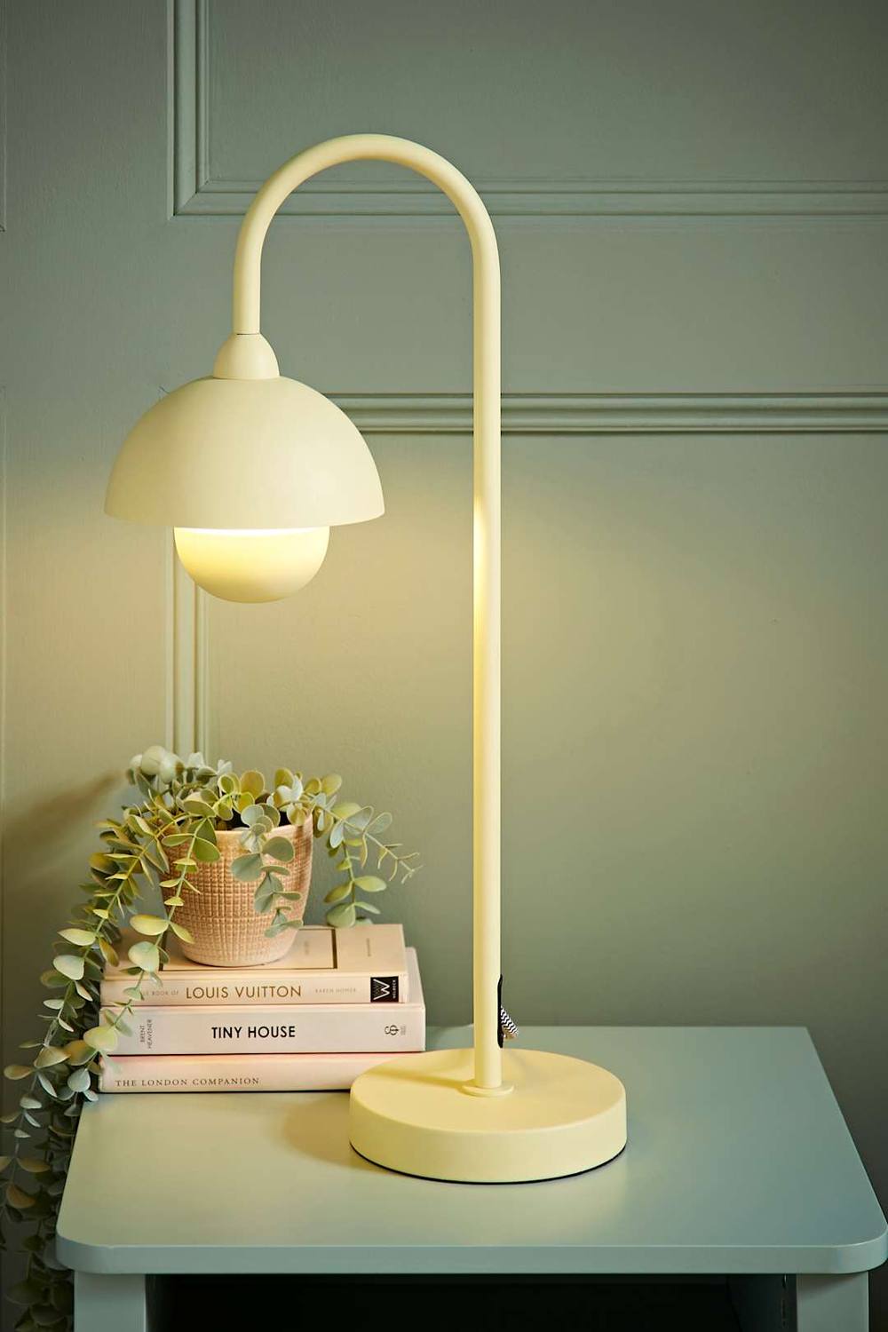 Valuelights Tilly Pastel Arched Dome Shade Metal Table Lamp In Yellow