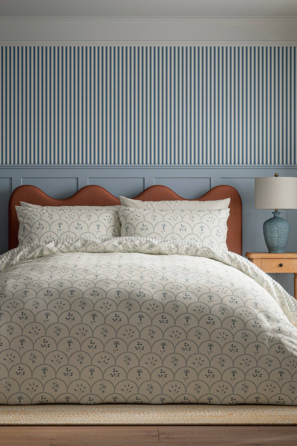 Sanderson 'summer Scallop' Cotton Duvet Cover Set In Indigo