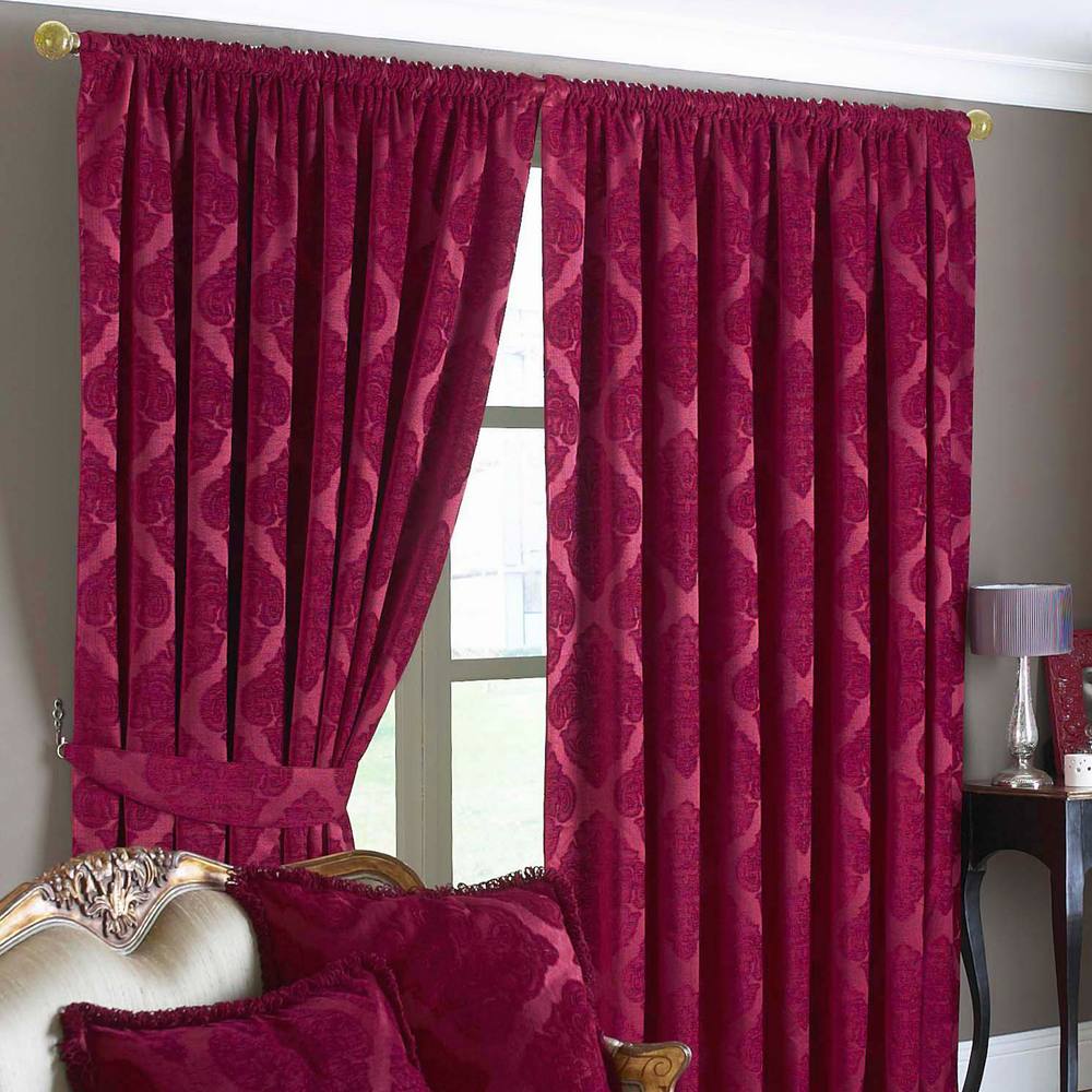 Paoletti Wester Pencil Pleat Curtains In Dark Pink
