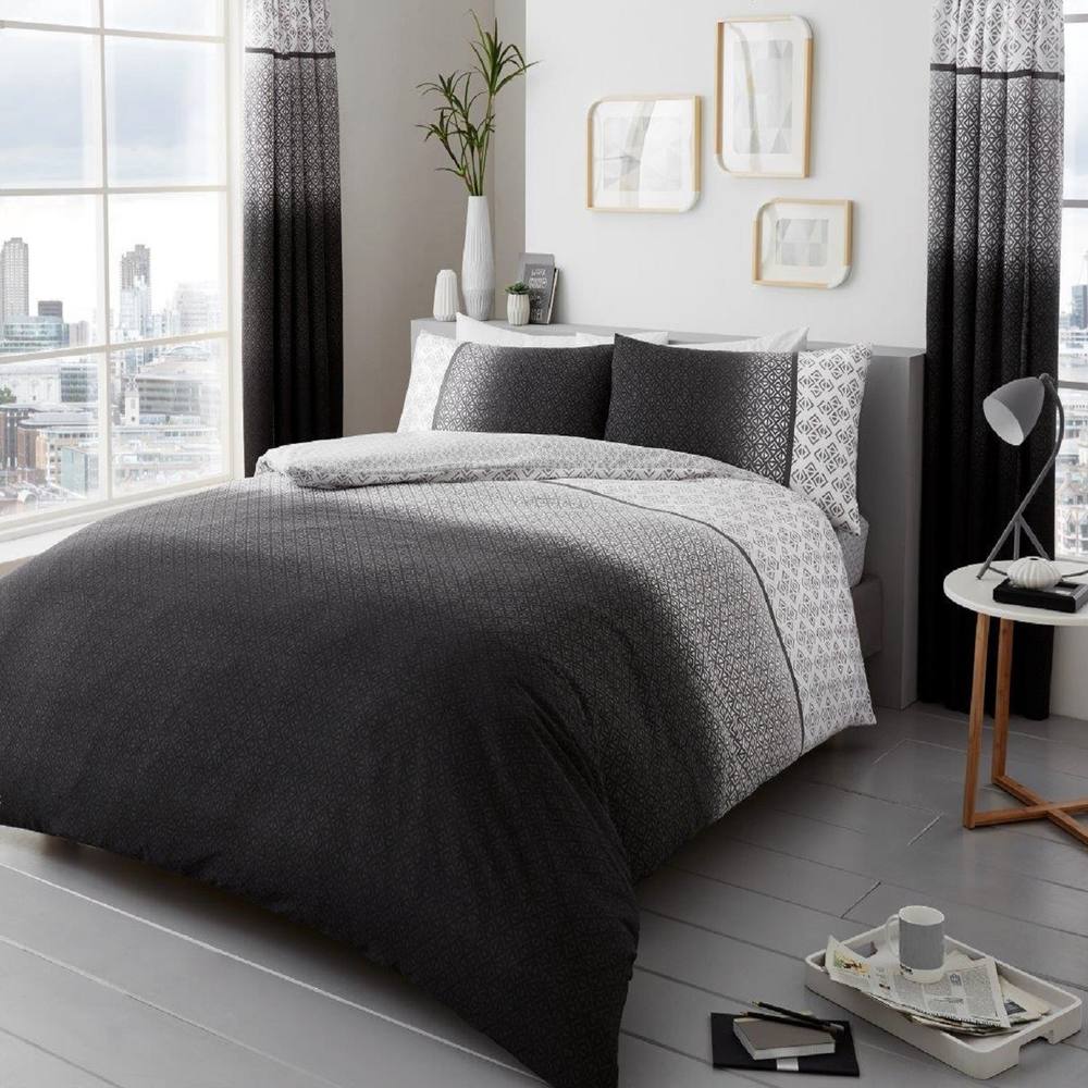 Smart Living Printed Polycotton Urban Ombre Duvet Cover With Pillowcases In Grey