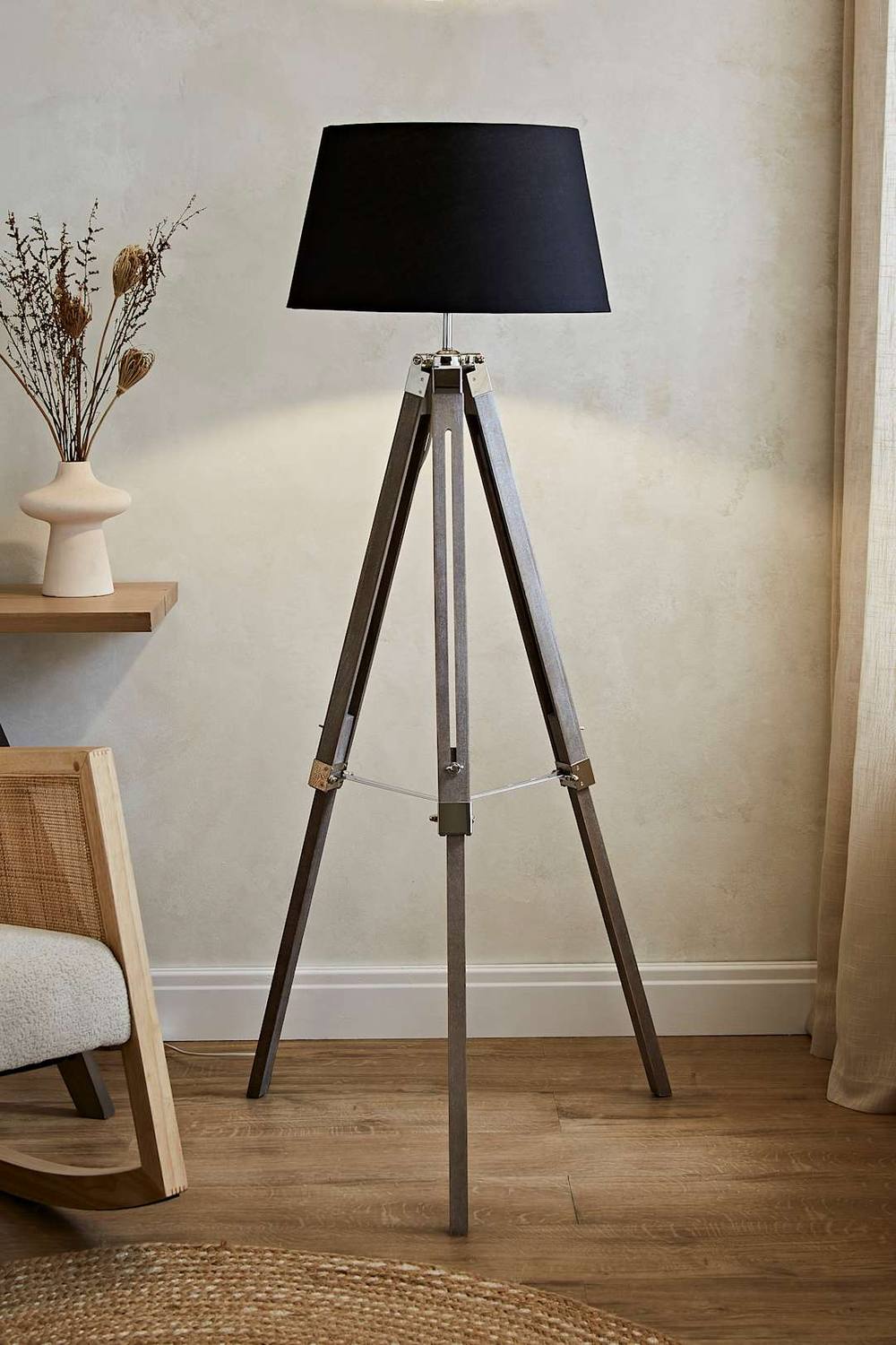 Valuelights Clipper Brown Floor Lamp