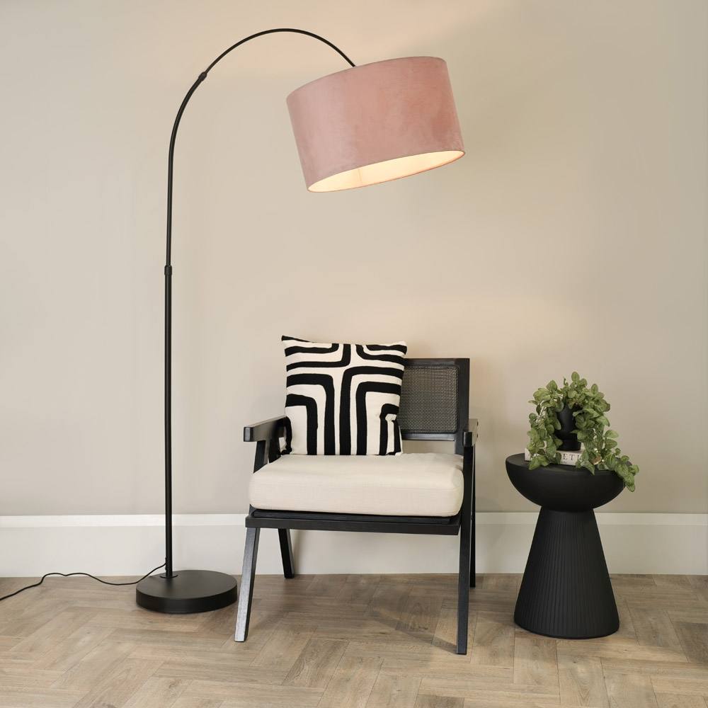 Valuelights Louis Black Arched Curved Floor Lamp With Velvet Drum Lamp Shade And Led Bulb In Pink