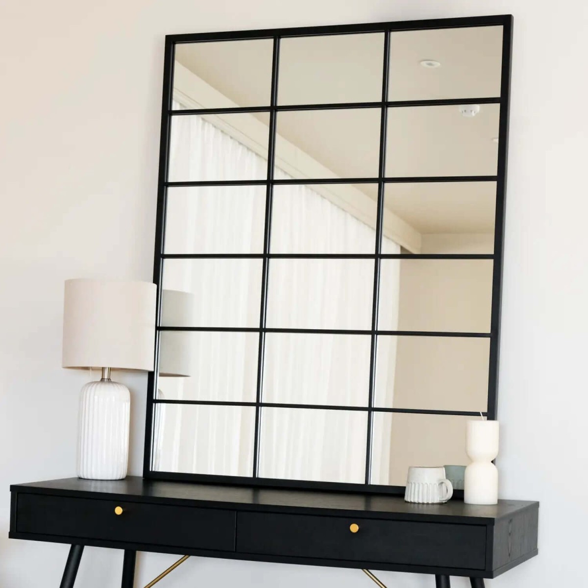 Kyō - Black Metal Rectangle Lattice Window Mirror - x