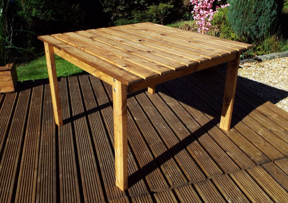 Premium British Made Dining Table | Detachable Legs | Weatherproof