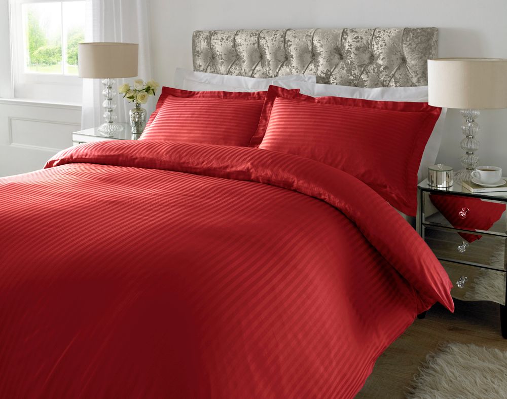 TC - % Cotton Sateen Stripe Duvet Cover Set Red