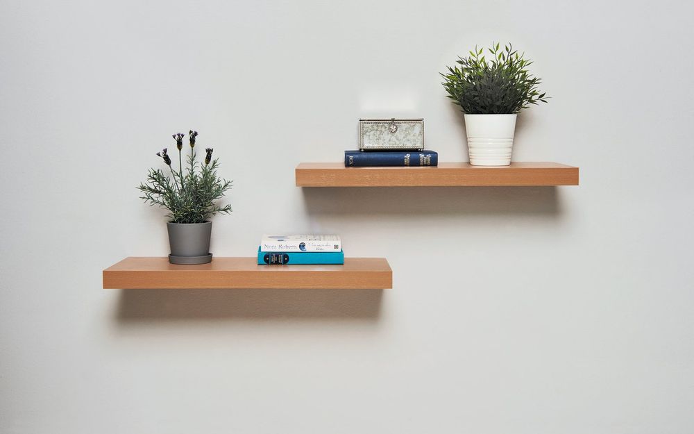 Premium Pack: Light Oak Floating Shelves - Easy Install, Invisible Bracket - Neat & Modern - Perfect for Displaying