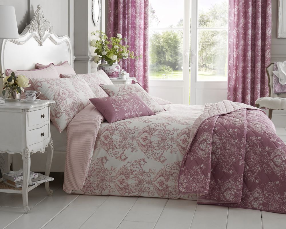 Toile Thread Count Cotton Rich Duvet Cover Set - King Bed Pink