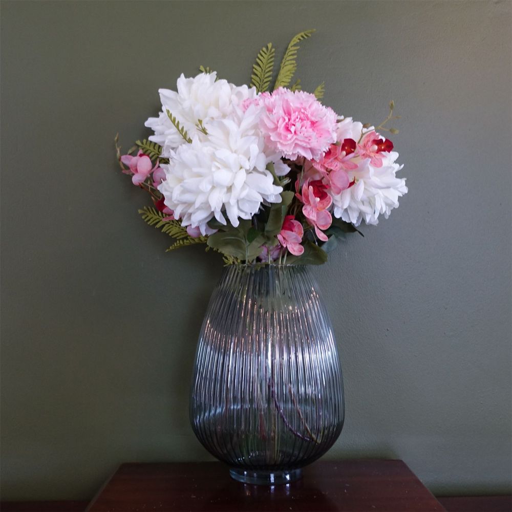 Exquisite Artificial Chrysanthemum & Orchid Display with Glass Vase - High Quality & Easy-to