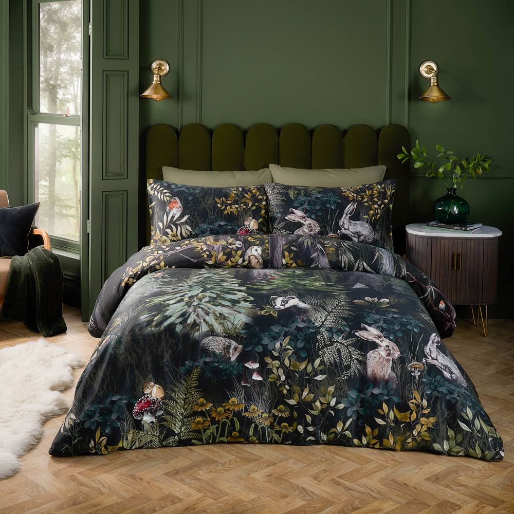 Paoletti Sherwood Forest % Cotton Printed Duvet Cover Set In Green