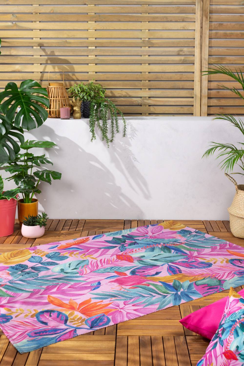 Furn Psychedelic Jungle Bright Floral Woven Uv & Weatherproof Outdoorindoor Rug In Pink