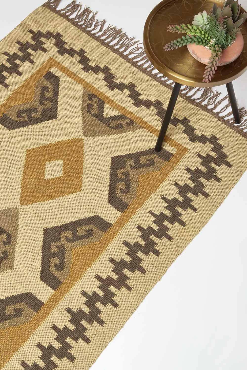 Homescapes Ravar Brown & Gold Kilim Wool Rug