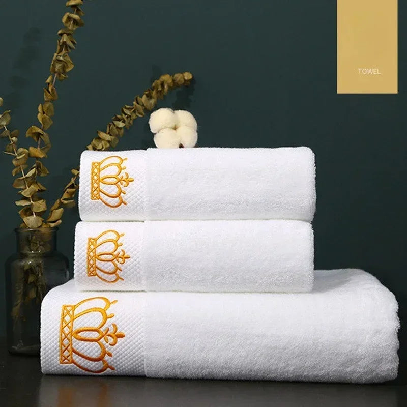 Embroidered Crown White bath towel stars Hotel Towels % Quality Towel Washcloths towels bathroom Ladies face wash soft towel