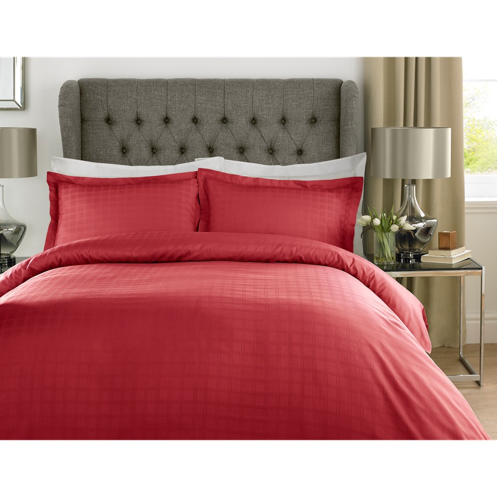 TC - % Cotton Satin Stripe Check Duvet Set Red