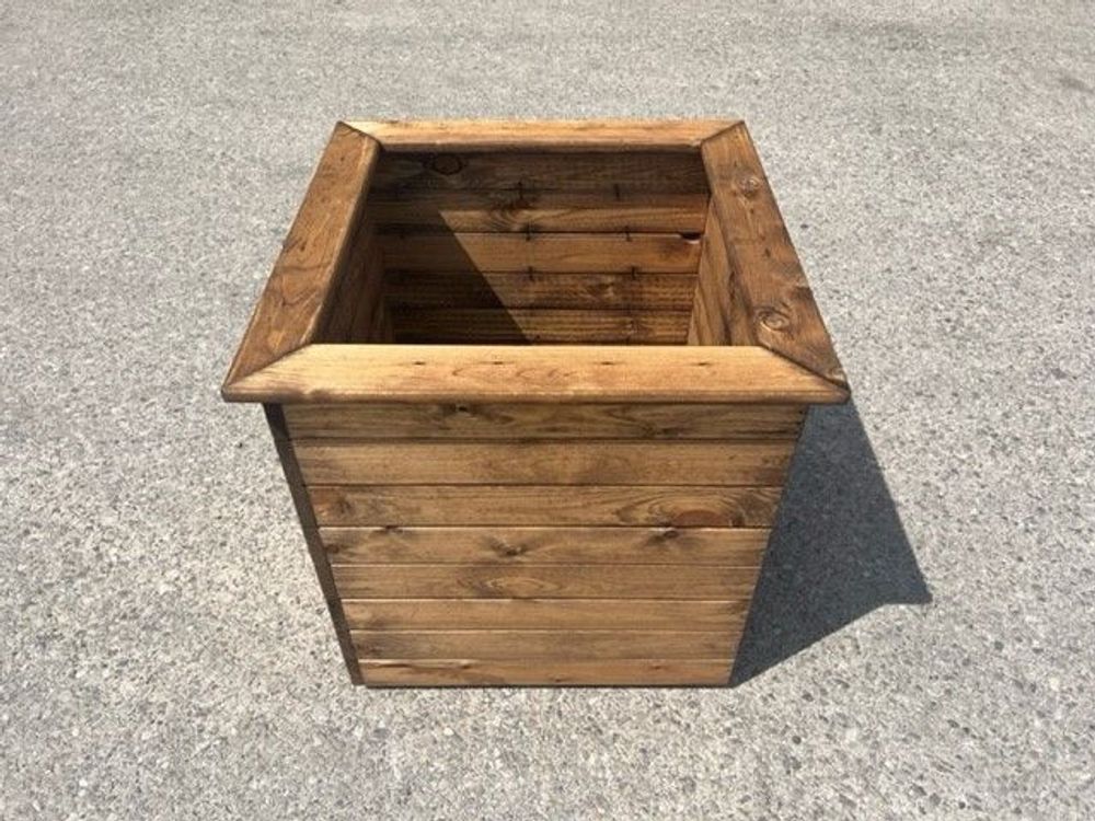 Premium Handcrafted Large Windsor Planter | British Made | Solid Wood | Drainage Slats | L Volume